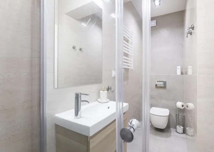 Natural Апартаменты *