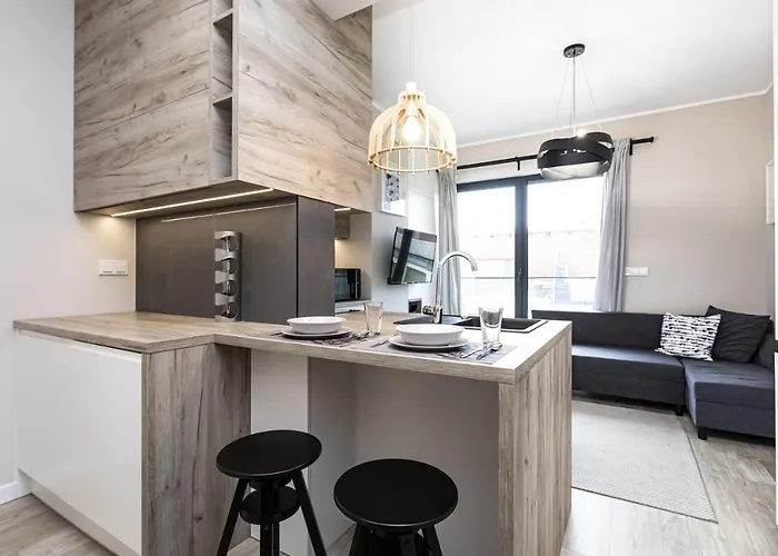 Natural Апартаменты *