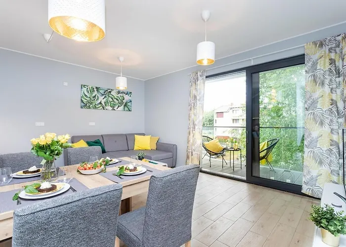 Natural Апартаменты *